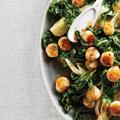 Sweet and spicy scallops with bok choy