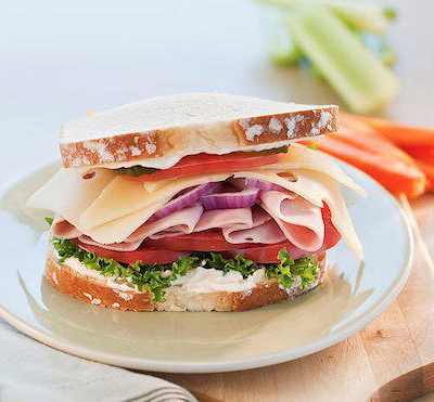 How to choose a healthier lunch meat, and 6 key ingredients to avoid