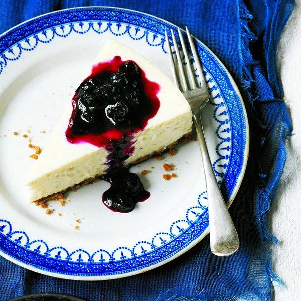 Vanilla bean cheesecake with blueberry compote