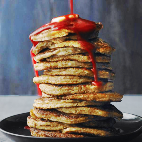 Ricotta-oat-bran-pancakes-with-maple-raspberry-sauce-0-l