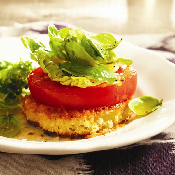 Fried-green-tomato salad