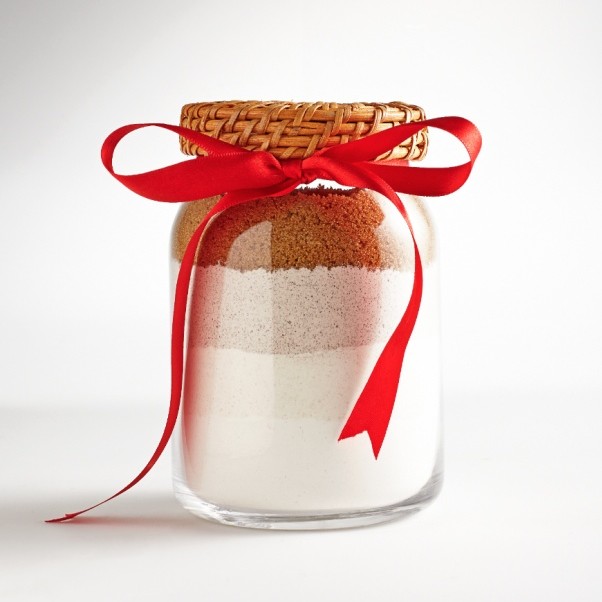 Hostess gift - Gingerbread cookie mix in a jar