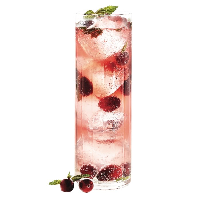 Cranberry-ginger cocktail