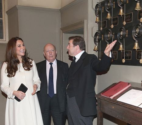 Today's pairing: Kate Middleton visits Downton + tea sandwiches