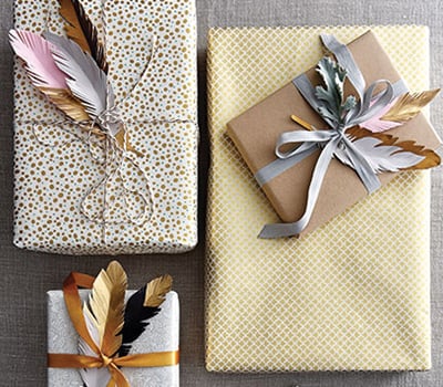 Prettify your presents with DIY feather paper gift tags