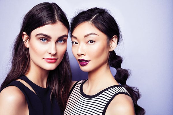 Yes, you can pull off dark lipstick! Here&#8217;s how