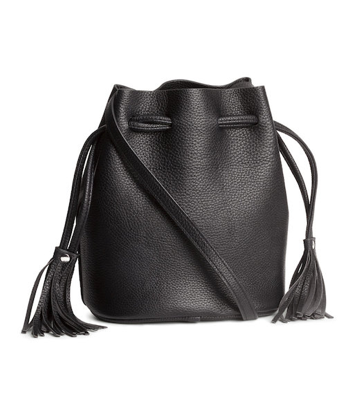 <p>This bucket bag is the perfect size to tote all of your essentials — phone, wallet <em>and</em> lippy. <em>Small bucket bag, $20, <a href="http://www2.hm.com/en_gb/productpage.0352873003.html" target="_blank">H&M</a>. </em></p>
