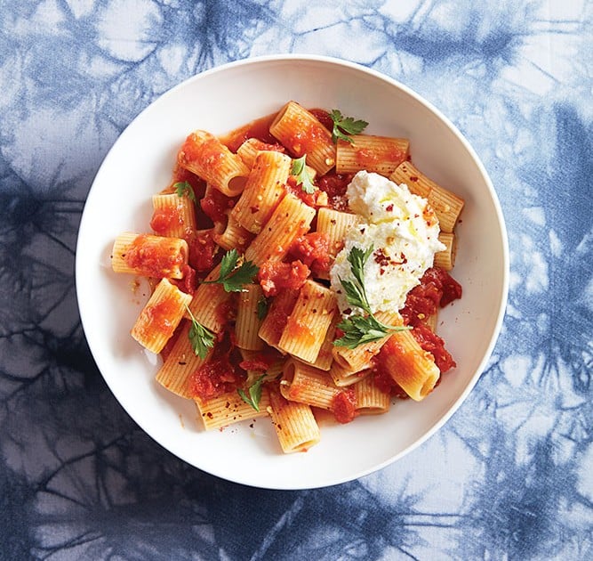 Buttery pasta and tomato sauce