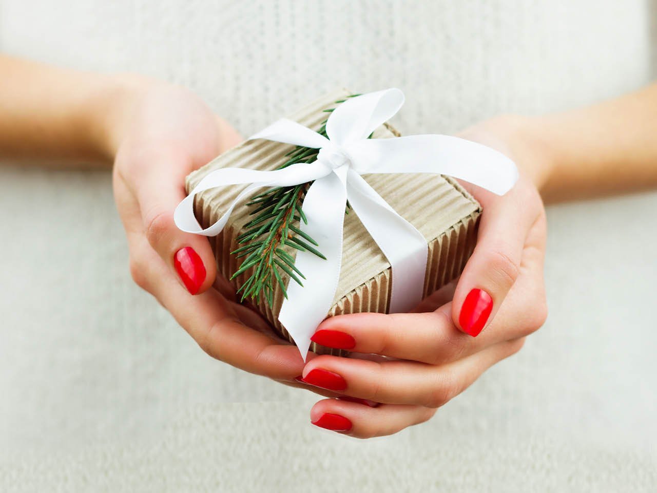 Hostess gifts-hands holding small box