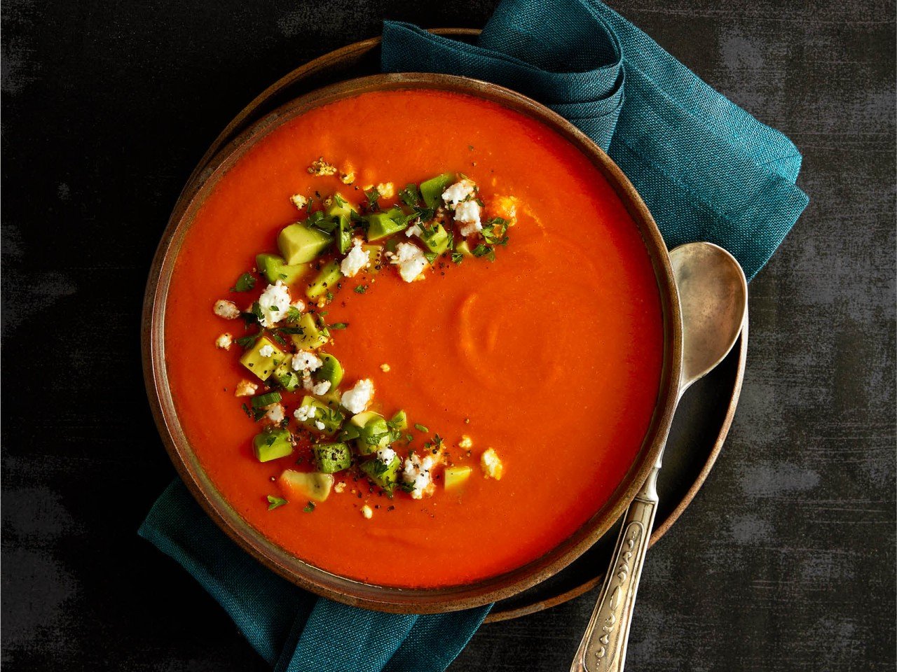 Roasted red pepper and tomato cream soup