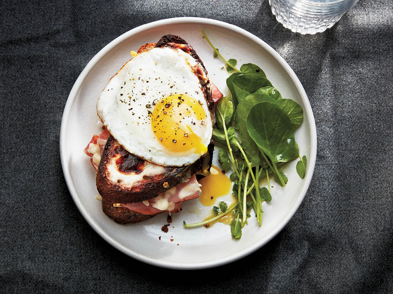Grilled cheese croque madame