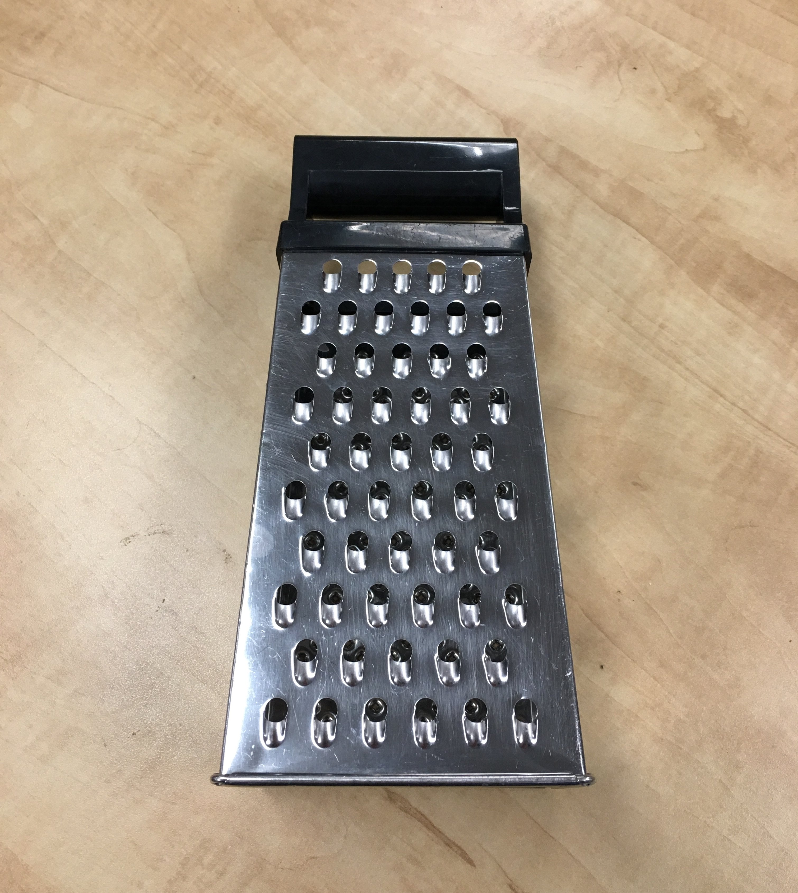 The most commonly used side of a box grate.