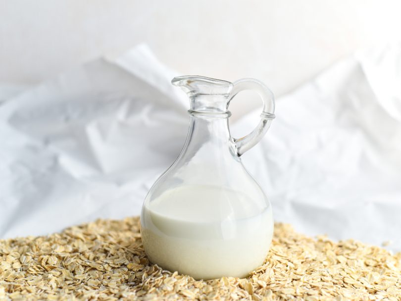 Oat Milk: Learn how to make oat milk at home with our recipe