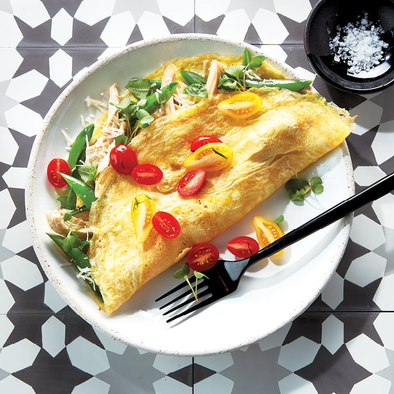 Chicken omelettes with snap peas and basil