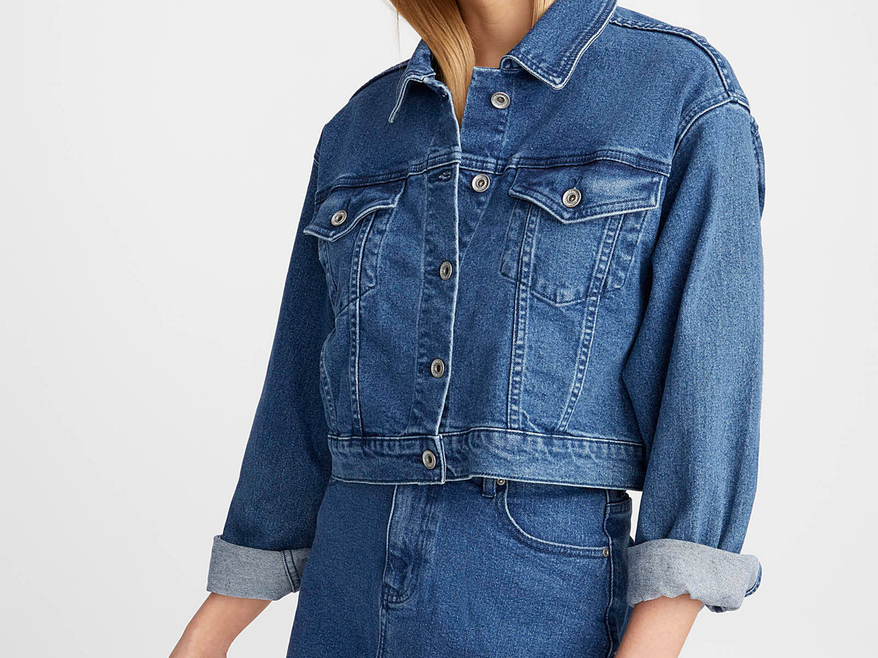 5 On-Sale Jean Jackets Perfect For Layering Season | Chatelaine