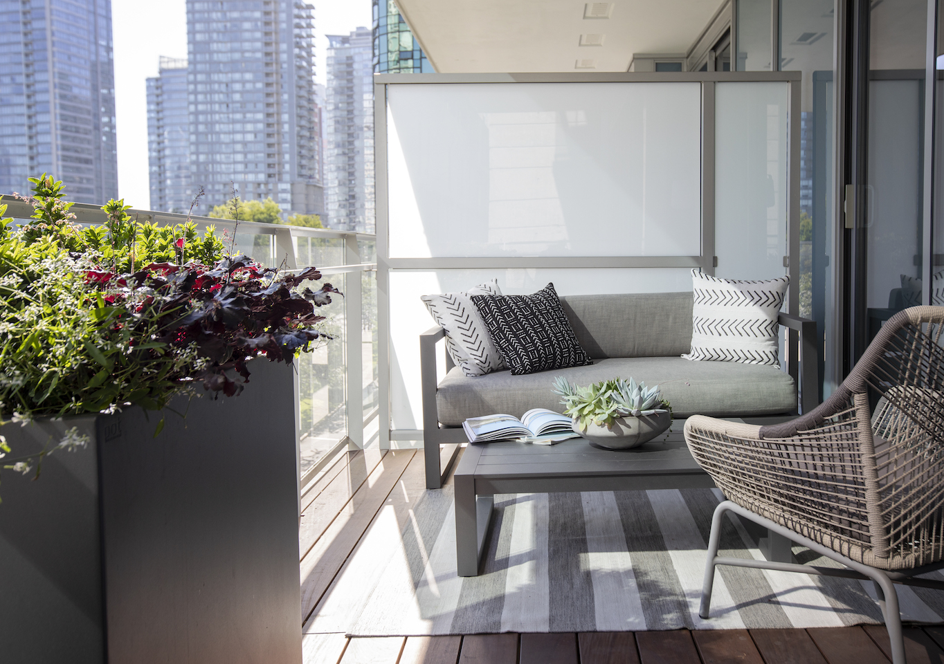 How To Create A Sense Of Privacy In Your Backyard Or On Your Balcony -  Chatelaine