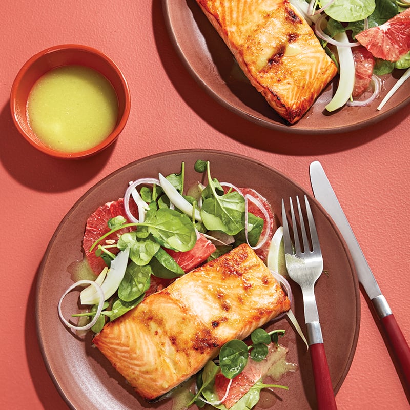 Sweet and spicy glazed salmon with fennel and grapefruit salad