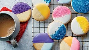 No-roll sugar cookies with royal icing on cooling rack, Christmas sugar cookie recipes