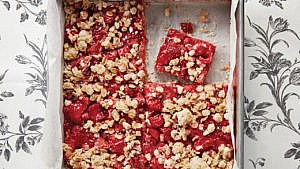a tin of Vegan Strawberry-Rhubarb Oat Squares, for a recipe
