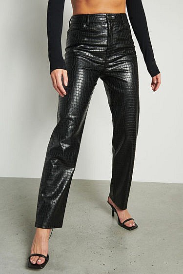 The Best (Faux) Leather Pants To Shop This Winter | Chatelaine
