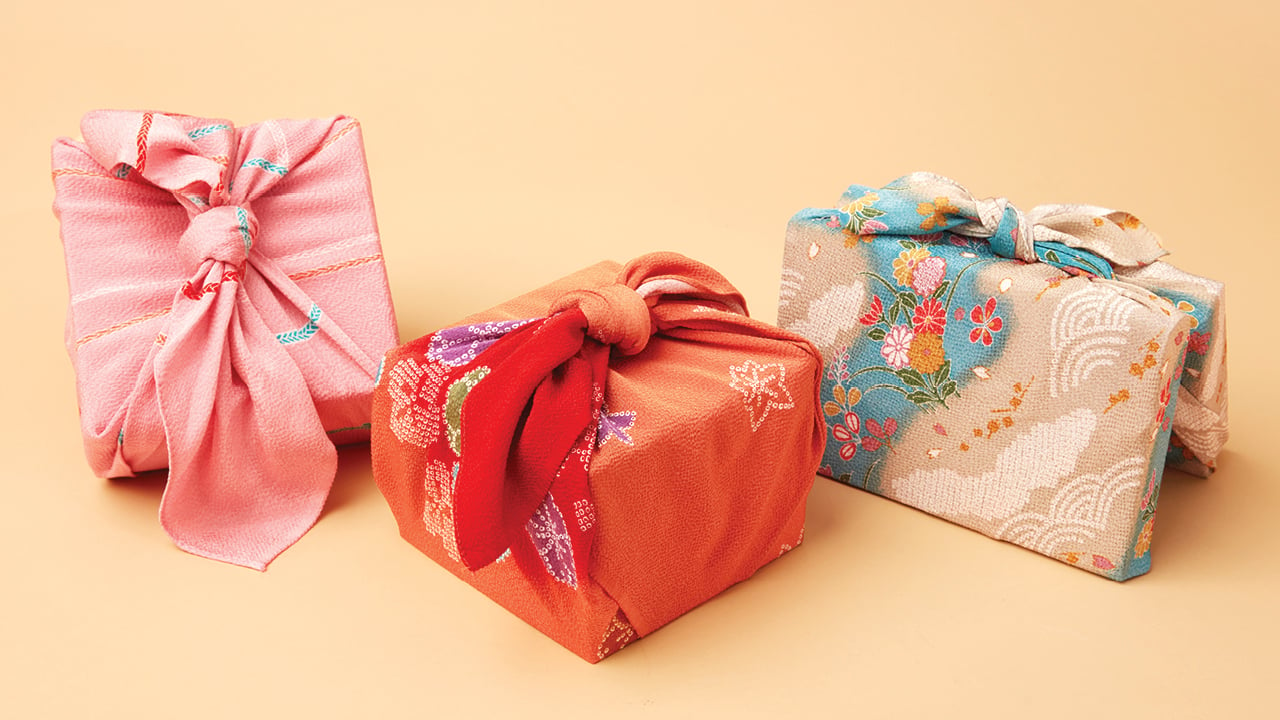 Unique Gift Wrapping Ideas and Instructions