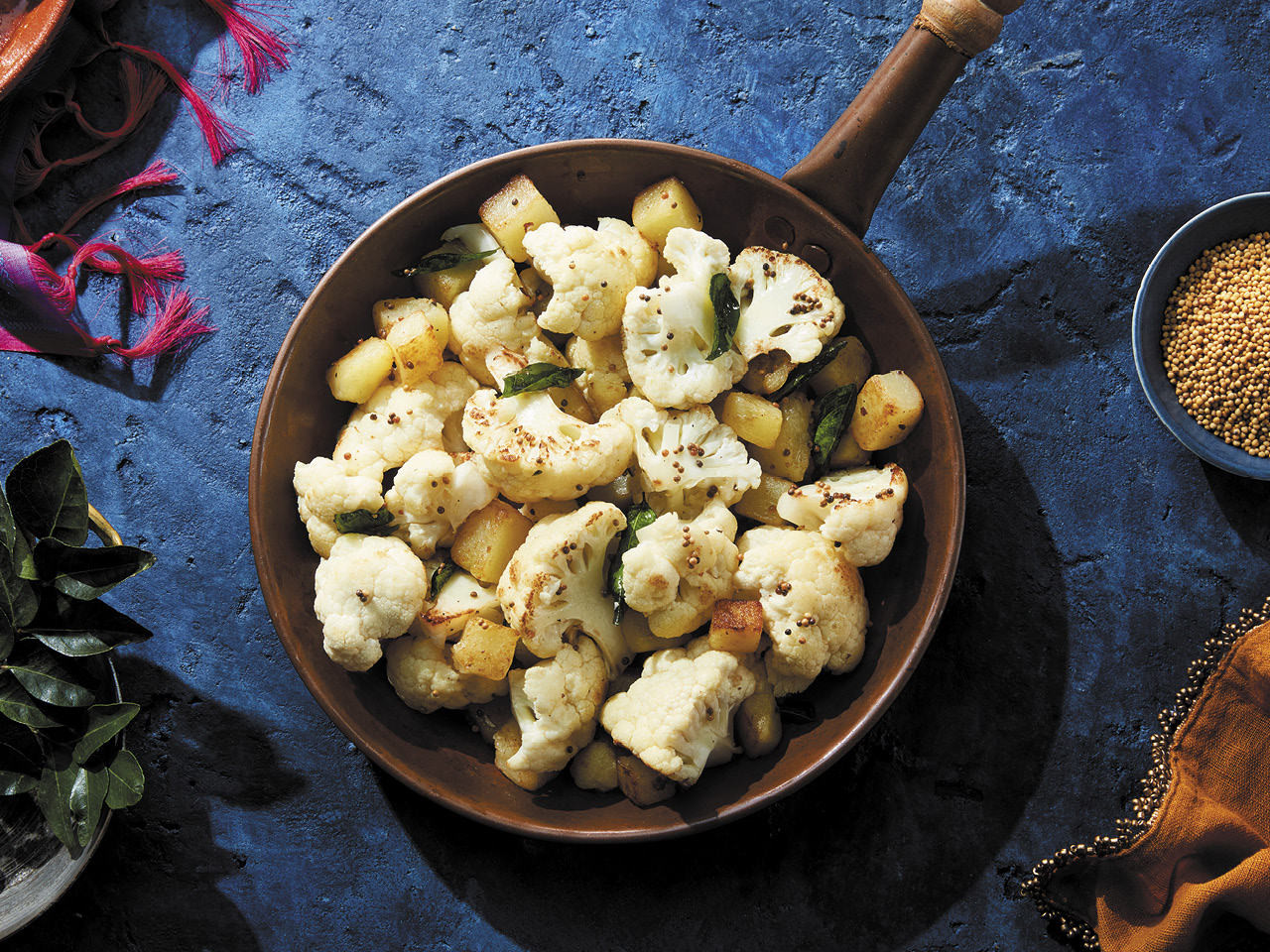 Malabar Mezhukupuratti (Malabar-Spiced Cauliflower with Ginger and Curry Leaves)