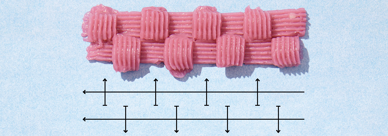 A basket-weave design of icing using a basket-weave tip