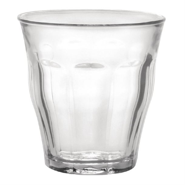 A tumbler glass for wine
